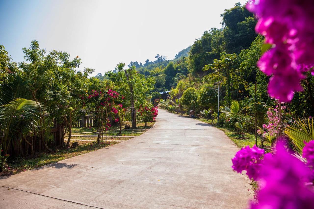 Ban Keun Dansavanh Namngum Resort מראה חיצוני תמונה