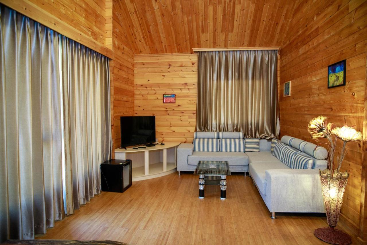 Ban Keun Dansavanh Namngum Resort מראה חיצוני תמונה